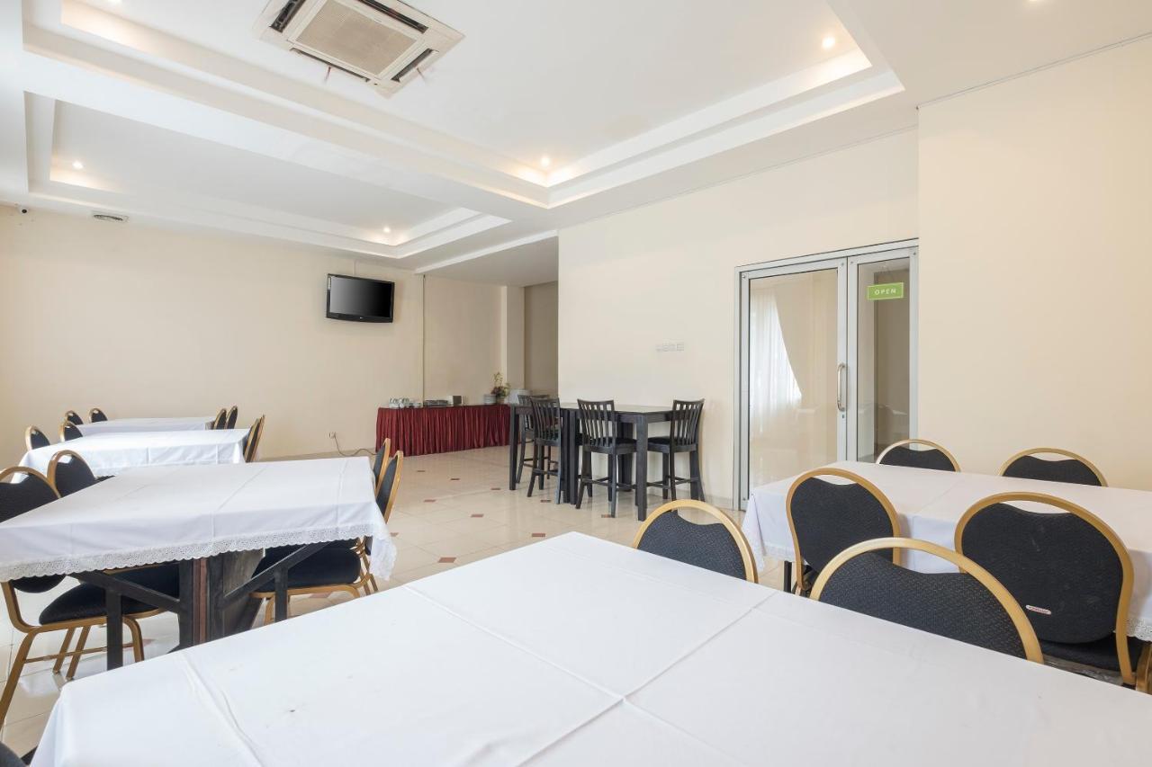 נקסר Oyo 424 Asia Hotel מראה חיצוני תמונה