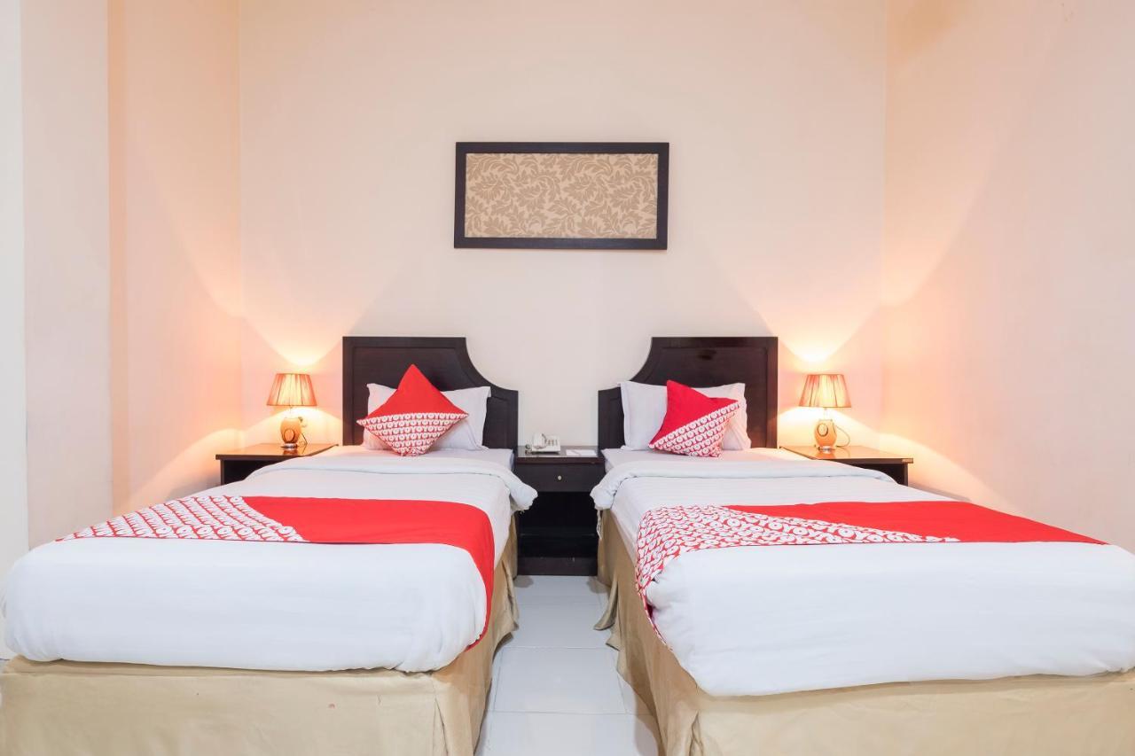 נקסר Oyo 424 Asia Hotel מראה חיצוני תמונה