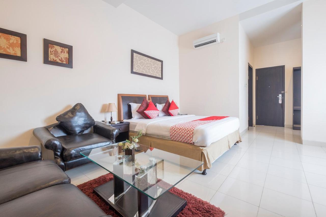נקסר Oyo 424 Asia Hotel מראה חיצוני תמונה
