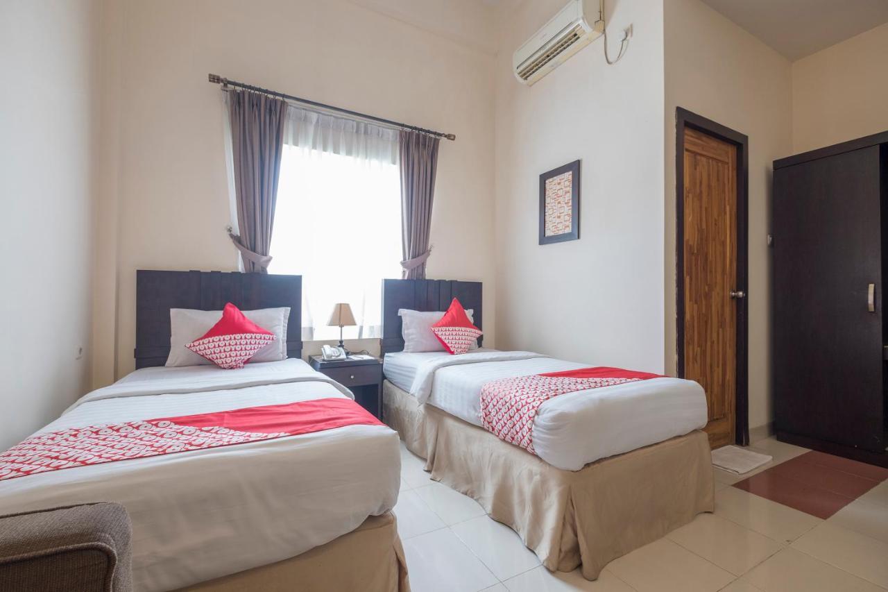 נקסר Oyo 424 Asia Hotel מראה חיצוני תמונה
